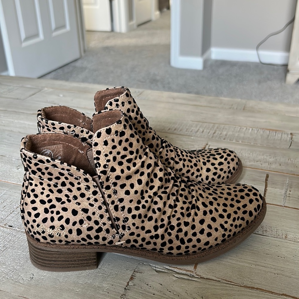 BLOWFISH brown dalmatian short boots